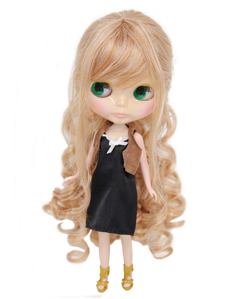 BDドールウィッグ★巻き髪 + ハーフアップ + 黒リボンでとても大人セクシーなスタイル♪
